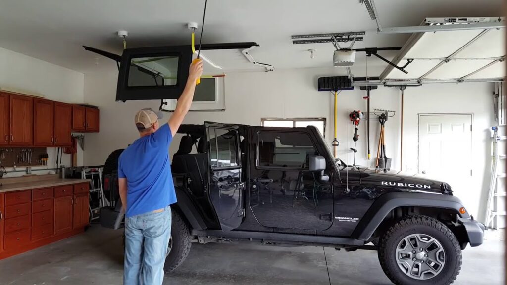 Jeep Hardtop Hoist 1