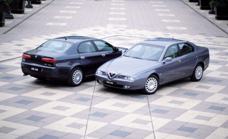 Alfa Romeo 166